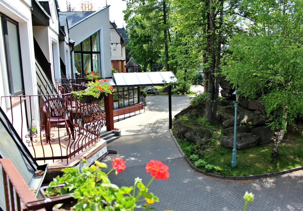 Hotel Szrenicowy Dwor Szklarska Poręba Exterior foto